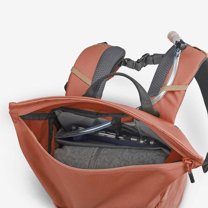 Actual product image Quechua Wanderrucksack Rolltop - NH500 Escape 16 l + 4 braun (20 l)