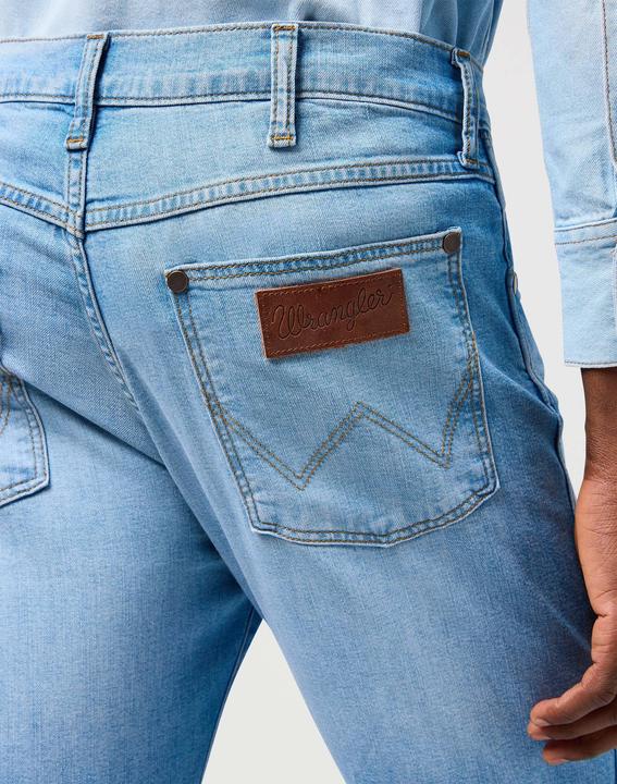 Actual product image Wrangler Jeans Larston (29)