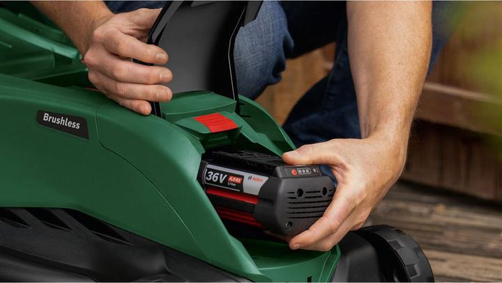 Actual product image Bosch Home & Garden Akku-Rasenmäher AdvancedRotak 36V-40-650, 2 x Akku 36V 4,0Ah (Rechargeable battery operated)