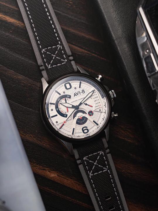 Produktbild AVI-8 AV-4056-07 Hawker Harrier Dual Retrograde (Chronograph)