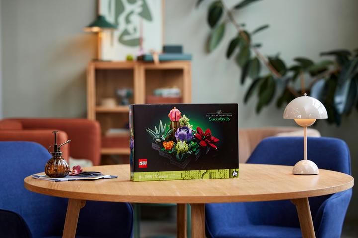 Actual product image LEGO Succulents (10309, LEGO Botanical, LEGO Rare Sets)