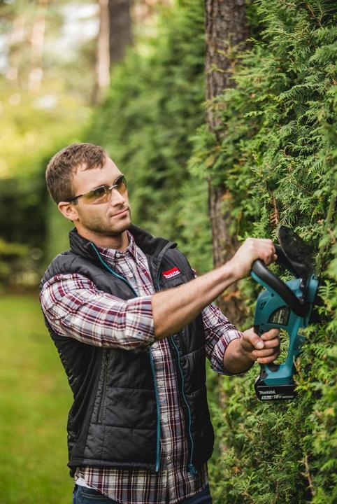 Actual product image Makita Duh523z (Cordless hedgecutters)