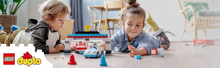 Produktbild LEGO Rennwagen (10947)