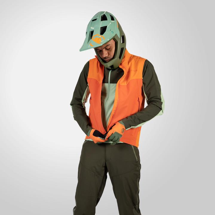 Actual product image Endura MT500 Spray Vest (M)