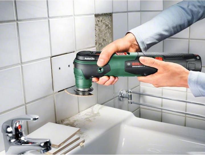 Produktbild Bosch Home & Garden UniversalMulti 12