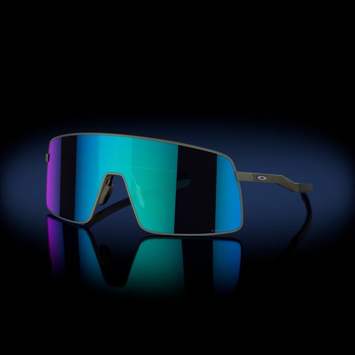 Actual product image Oakley Sutro TI lunettes de sport (Satin lead, Prizm Sapphire)