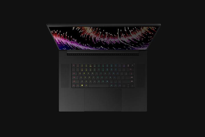 Produktbild Razer Blade 18 (18", Intel Core i9-13950HX, 32 GB, 1000 GB, US)
