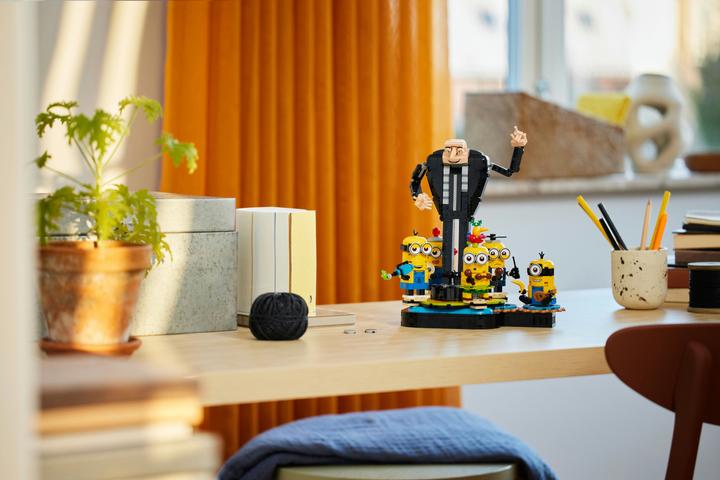 Produktbild LEGO Gru und die Minions aus Steinen (75582, LEGO Minions)