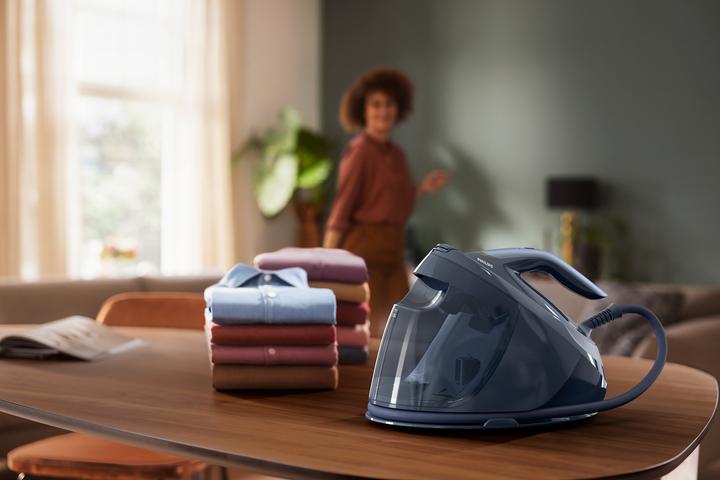 Immagine prodotto Philips Sistema stirante PSG7130/20 (2100 W, 120 g/min)