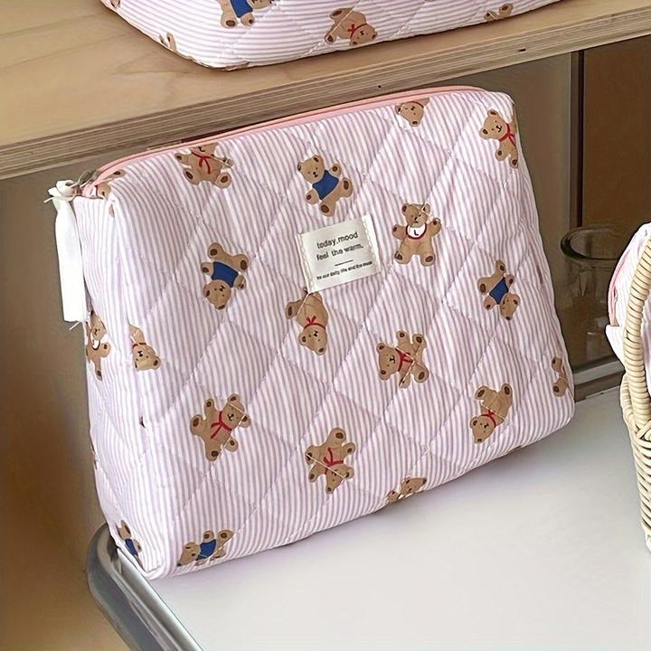 Image du produit Only-Bags.Store Trousse de toilette matelassée en forme d'ourson - parfaite pour le voyage ou l'école - douce