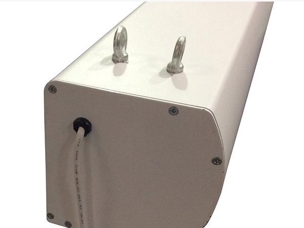 Actual product image Elite Screens Saker (200", 16:9)