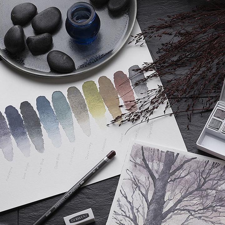 Actual product image Derwent Graphitint 12 pan set (White)