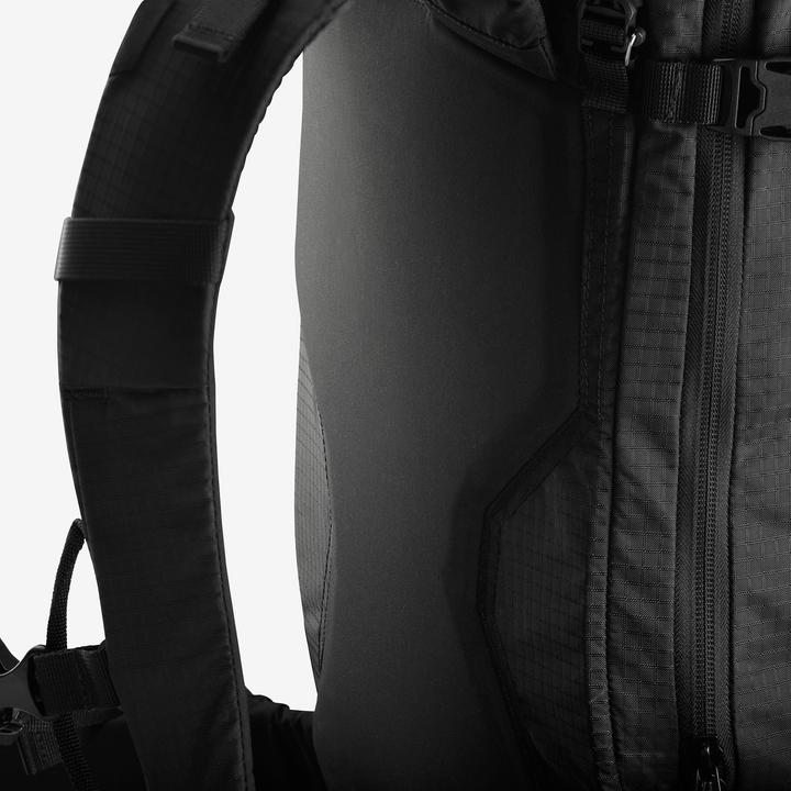 Actual product image Simond Rucksack Bergsteigen vielseitig modulierbar - Alpinism 33 schwarz (33 l)
