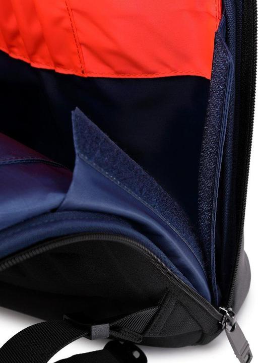 Actual product image Misura Laptop and portable monitor backpack 10L with USB-C charging port