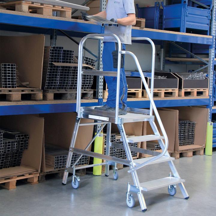 Image du produit Munk Escalier à palier accessible d'un côté avec roulettes à ressort Aluminium strié 4 marches (Échelle à plate-forme, 141 cm)
