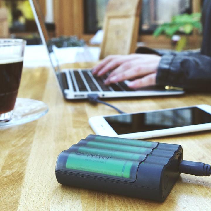Produktbild GP Batteries CHARGE AnyWay 3in1 Ladegerät & Powerbank (2600 mAh, 12.50 Wh)