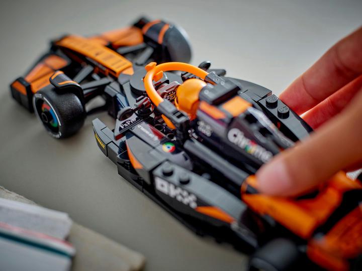 Image du produit LEGO McLaren F1 Team MCL38 Rennauto (77251, LEGO Speed Champions)