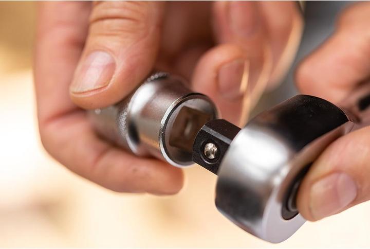 Immagine prodotto Stanley Set di chiavi a bussola, 26 pezzi, 1/2 pollici, tipo Set di chiavi a cricchetto e a bussola di SAM (25 mm, 31 mm, 18 mm, 28 mm, 17 mm, 8 mm, 16 mm, 34 mm, 23 mm, 33 mm, 11 mm, 20 mm, 29 mm, 19 mm, 32 mm, 10 mm, 15 mm, 22 mm, 21 mm, 30 mm, 14 mm, 27 mm, 12 mm, 9 mm, 26 mm, 24 mm, 13 mm)