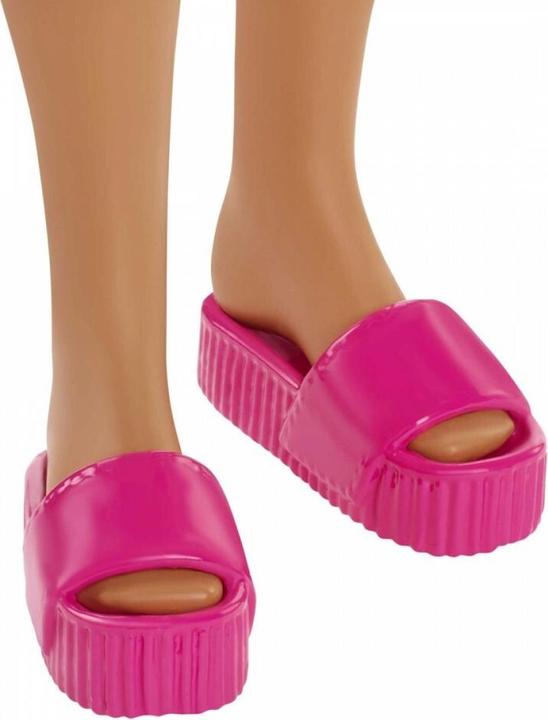 Produktbild Barbie Loves Puppe im Regenbogen-Streifen Kleid