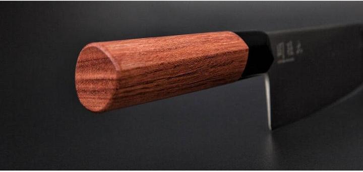 Actual product image Kai Seki Magoroku Red Wood Santoku (17 cm)