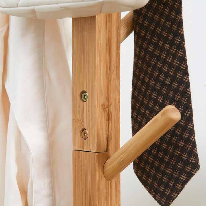 Image du produit Homcom Portemanteau avec 8 crochets et pied en croix