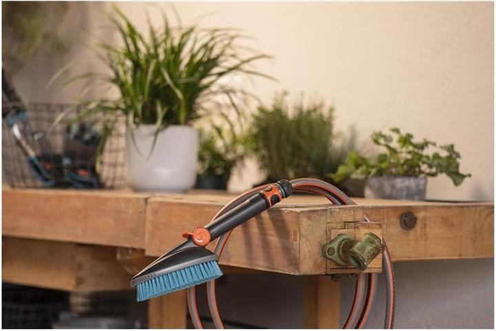 Image du produit Gardena Brosse à main Cleansystem M hard