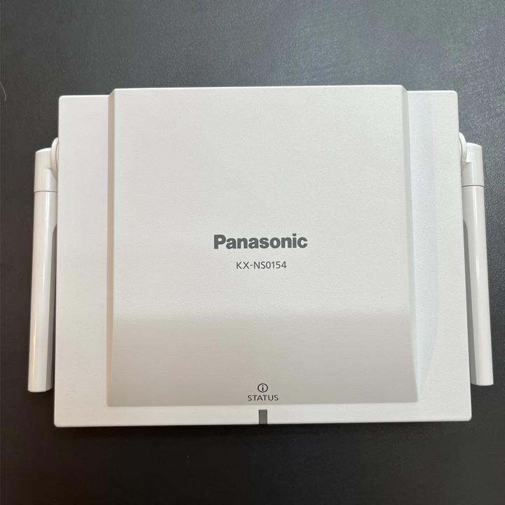 Produktbild Panasonic KX-NS0154CE 4 Kanal DECT over IP Basisstation PoE erweiterbar auf 8 Kanäle für KX-NS700/1000 KX-N...