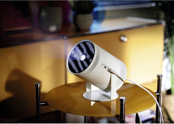 Actual product image Samsung The Freestyle (Full HD, 230 lm, 1.2:1)