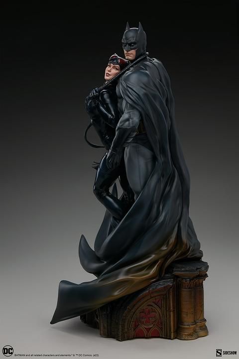 Produktbild Sideshow DC Comics diorama Batman & Catwoman 51 cm