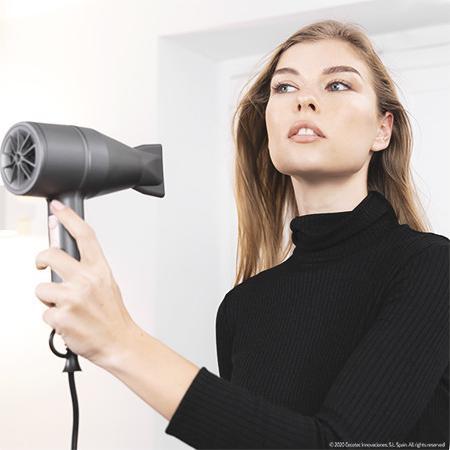 Image du produit Cecotec Bamba IoniCare 5500 PowerStyle Hair Dryer 1800W with HairCare Technology Dark Grey