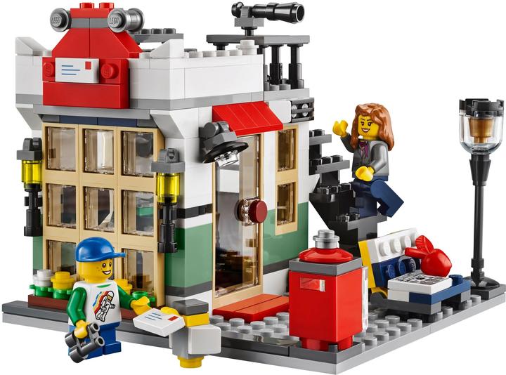 Actual product image LEGO Toy &Grocery Shop (31036, LEGO Creator Expert)