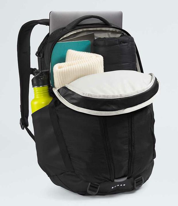 Actual product image North Face Surge (28 l)