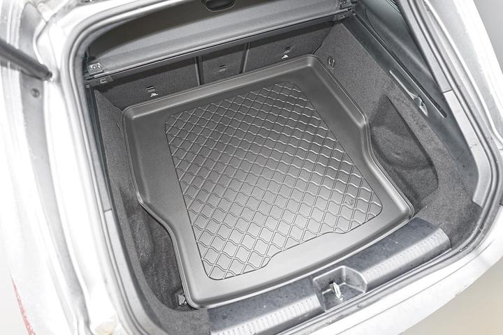 Actual product image Aristar Boot liner for Mercedes CLA 250 e Shooting Brake (X118) Plug-in Hybrid from 06.2020