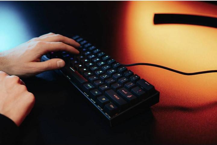 Produktbild SureFire 60 % mechanische RGB-Gaming-Tastatur, US-Englisch (US, Kabelgebunden)