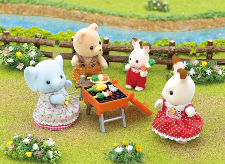 Actual product image Sylvanian Families Fashion Play Set Sugar Sweet Collection