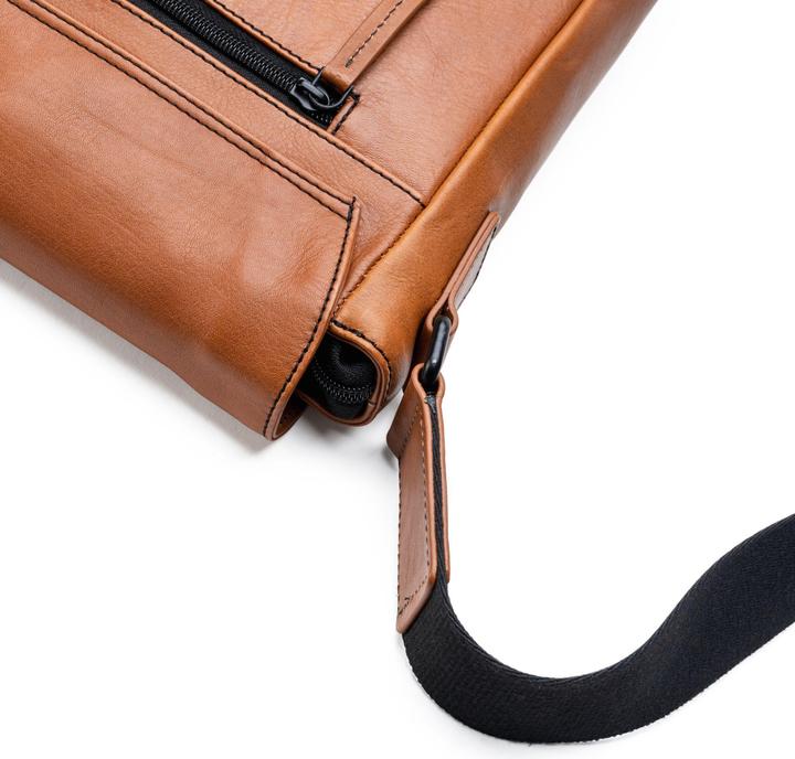 Produktbild Farmhood Memphis Aktentaschen Messenger Leder 38 cm Laptopfach (15.75")