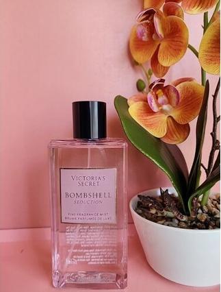 Victoria's Secret - Bombshell Seduction Body Spray 250ml (Body mist, 250 ml)