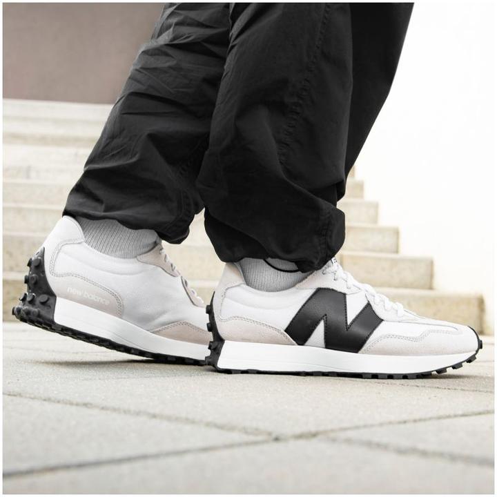Immagine prodotto New Balance 327 (44)
