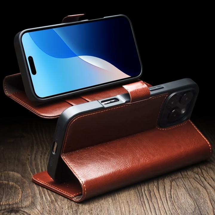 Produktbild QiAlino Hülle Flip mit magnetischem Verschluss Hellbraun (Apple iPhone 16 Pro)