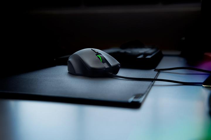 Actual product image Razer Naga Trinity (Cable)