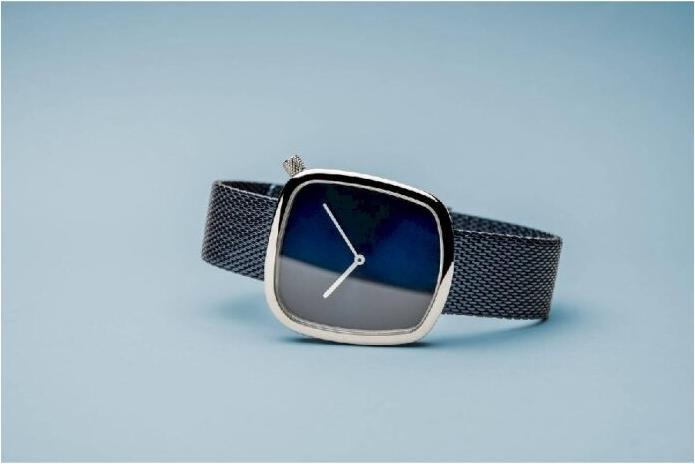 Actual product image Bering Classic (Analogue wristwatch, 34 mm)