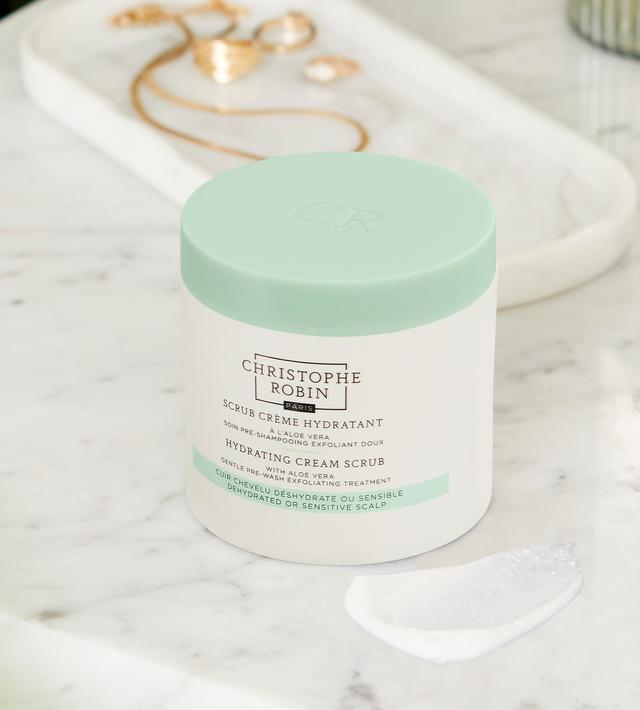 Actual product image Christophe Robin Hydrating Cream Scrub with Aloe Vera (250 ml, Liquid shampoo)
