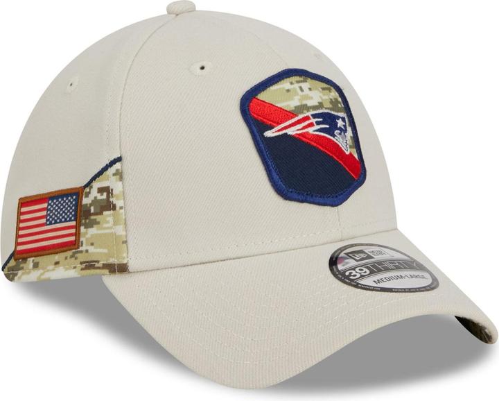 Actual product image New Era 39Thirty Cap Salute to Service New England Patriots (M/L)