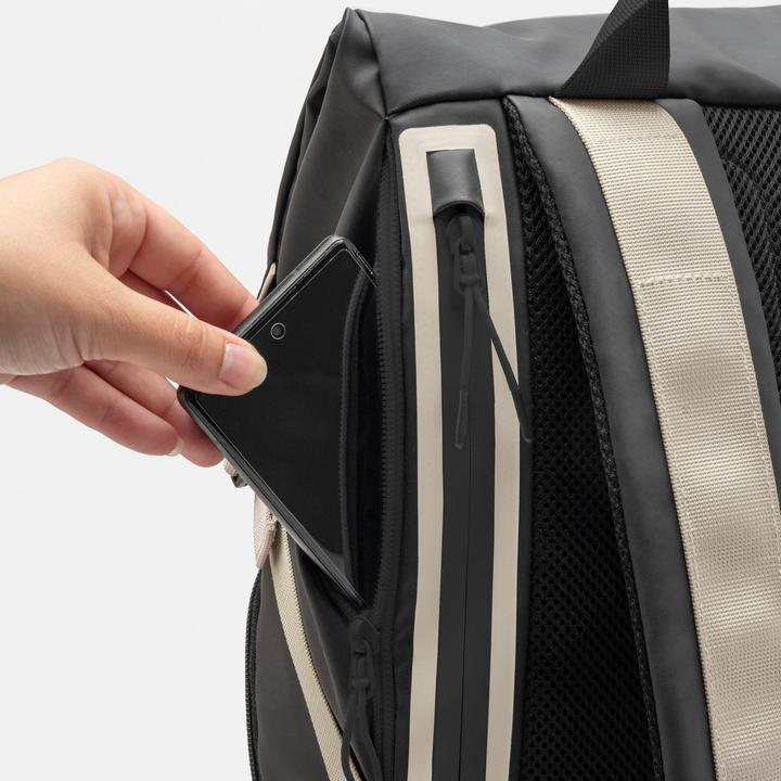 Actual product image Kipsta Backpack Urban 25 L black (25 l)