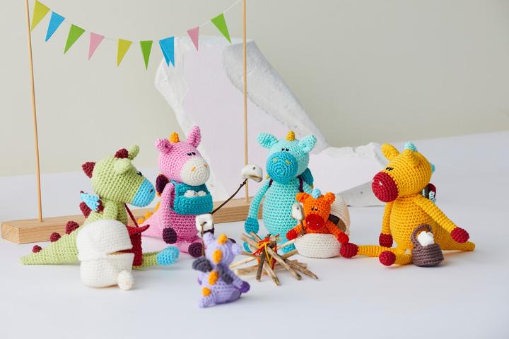 Produktbild Schachenmayr Catania "Amigurumi Box Dragon Family", 25 x 20 g