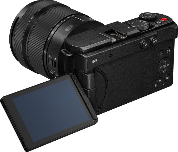Image du produit Panasonic Lumix S9 Kit (28 - 200 mm, 24.20 Mpx, Plein format)
