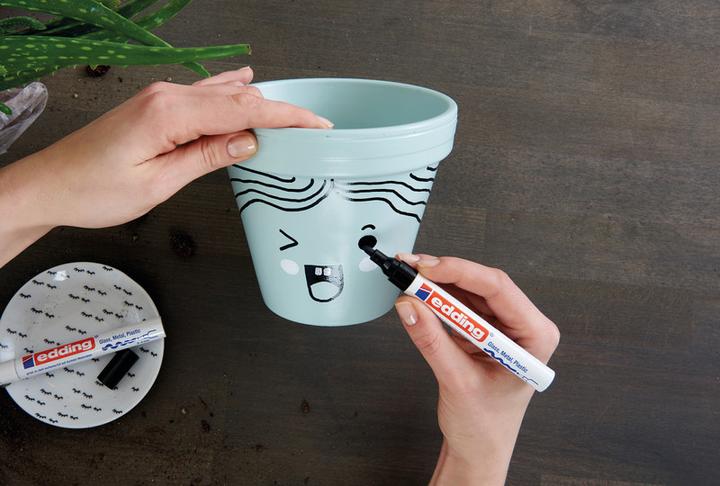 Produktbild Edding 750 Glanzlack-Marker (Silver, 2 mm, 1 x)