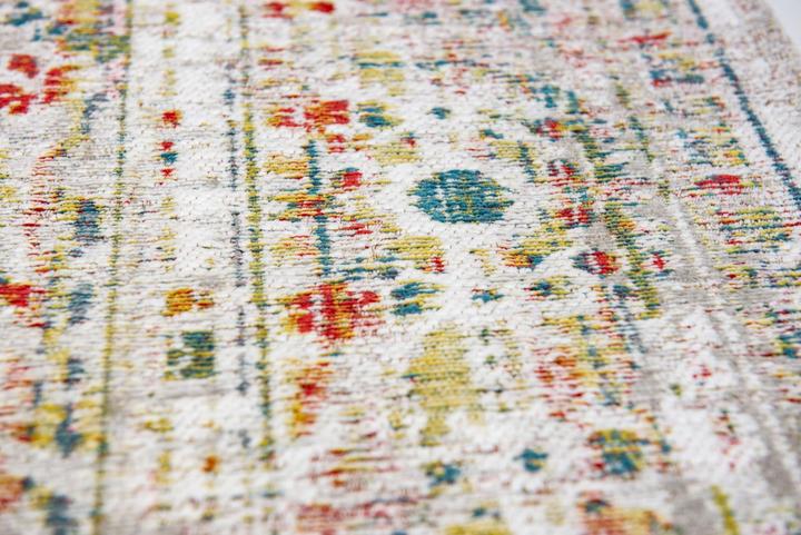 Actual product image Louis de Poortere Antiquarian Ushak (240 x 340 cm)