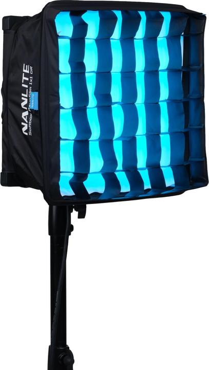 Actual product image Nanlite PavoSlim 60C (Studio light, Surface luminaire, Video light)