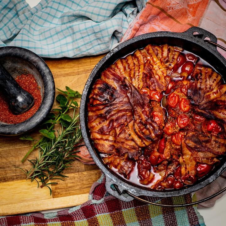 Actual product image Grill & More Essentials Dutch Oven, 4 litres